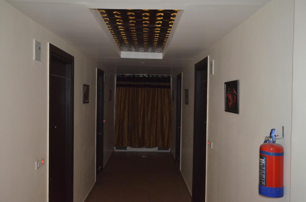 Red Orchid Hotel Meerut Exterior photo